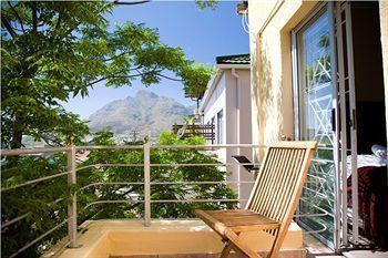 Signal Hill Hotel 4*